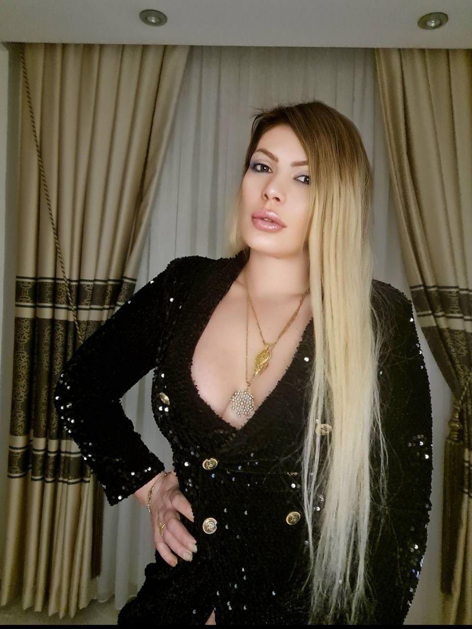 Adana Gerçek Resimli Seksi Sarışın Elit Escort HANDE - Image 49