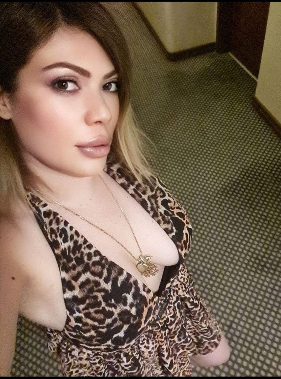 Adana Gerçek Resimli Seksi Sarışın Elit Escort HANDE - Image 50